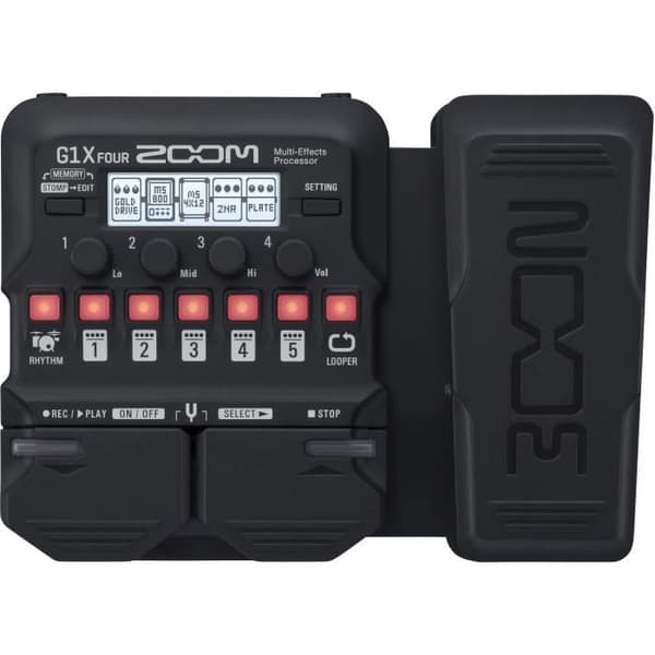 Zoom 9550302496036 G1X FOUR Multi Effekter - 70 inbyggda effekter - 13 simuleringar av klassiska förstärkare - Upp till 5 samtidiga effekter