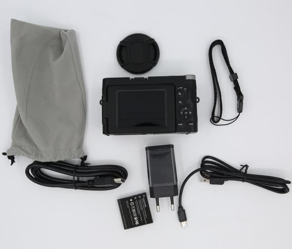 INF Digitalkamera 48 MP, 1080p HD, 16x zoom, flip screen Sort
