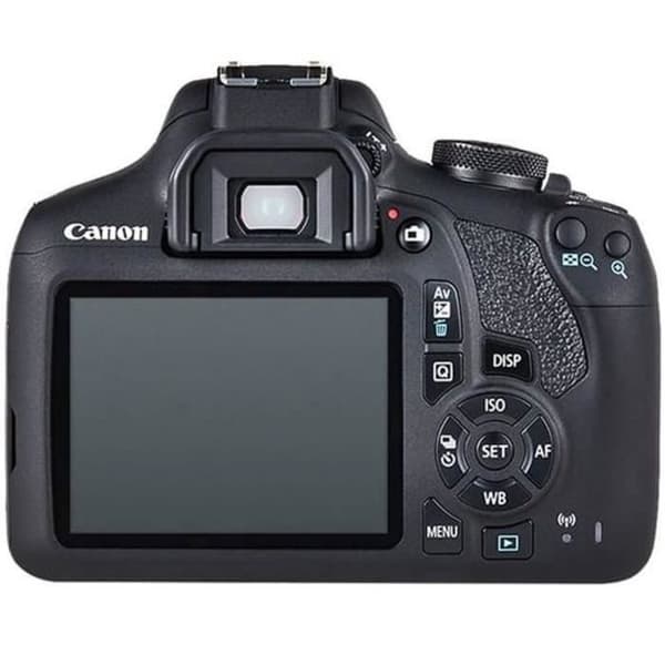 Canon EOS 2000D + EF-S 18-55 IS II SLR-kamera