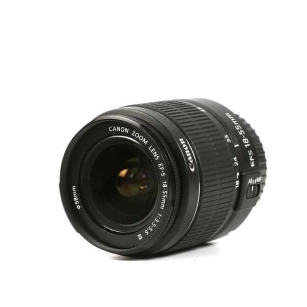 CANON EOS 4000D med EF-S 18-55 mm f/3.5-5.6 III-objektiv DSLR-kamera