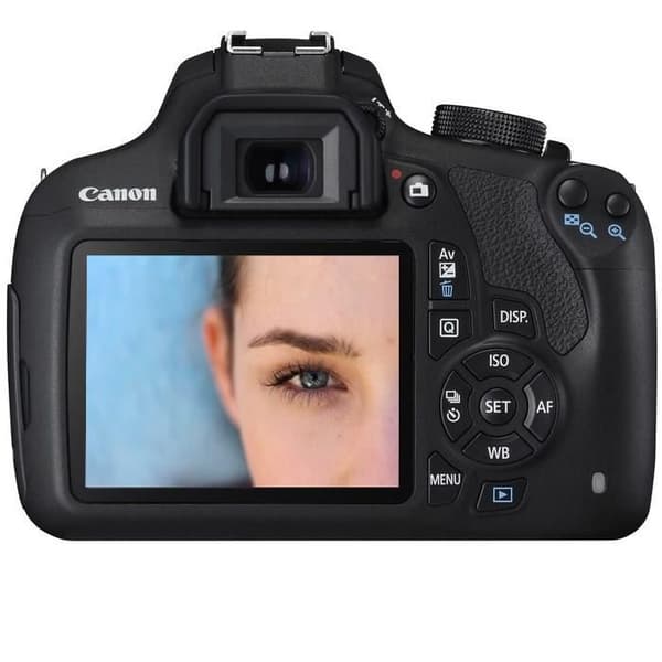 CANON EOS 1200D + EF-S 18-55mm IS II objektiv