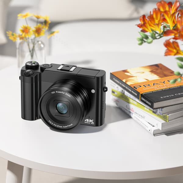 INF 4K Dubbellins Kamera med Pekskärm och 32GB Minneskort