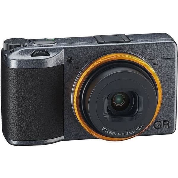 RICOH Kit GR III Street Edition - Kompaktkamera + Extra batteri + GC-9 läderfodral
