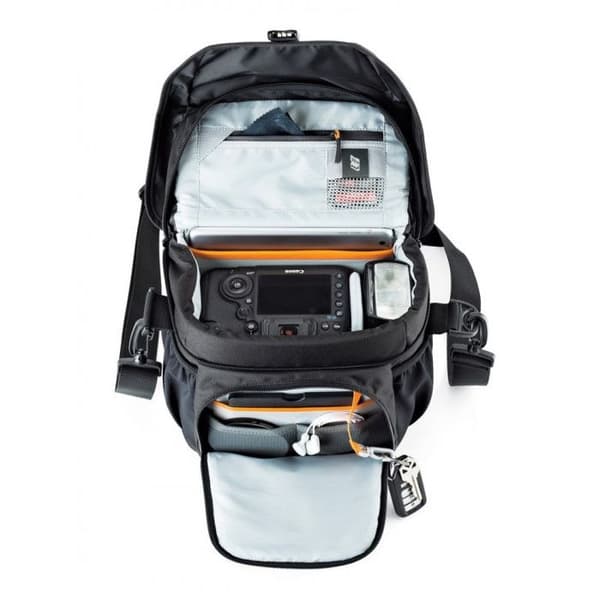Lowepro fotoväskaxelväska nova 170 aw II svart