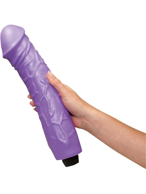 Queeny Love: Giant Lover Dildovibrator, 33 cm