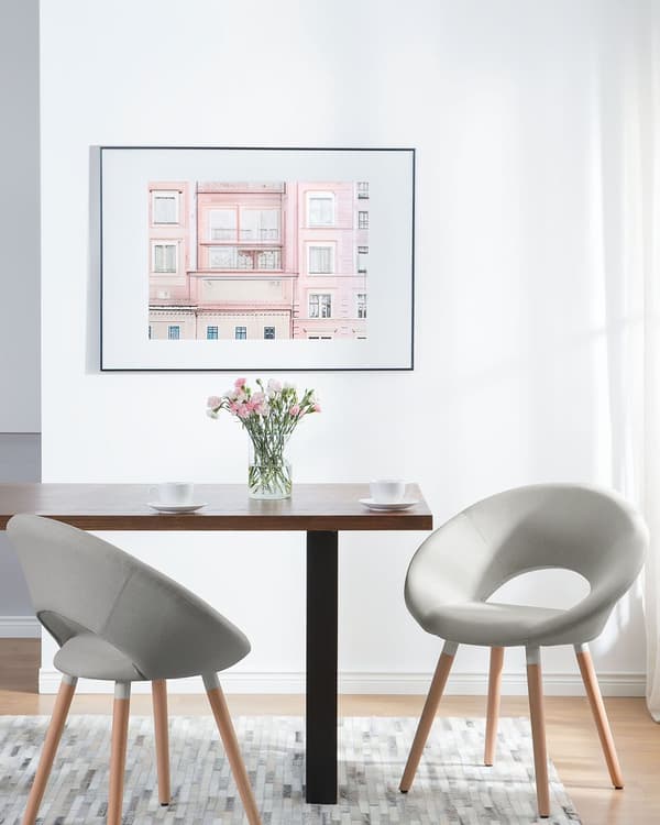 Tuoli vaaleanharmaa 66 x 80 x 45 cm polyesteri puu 2 kpl lattiasuoja käsinojat retro