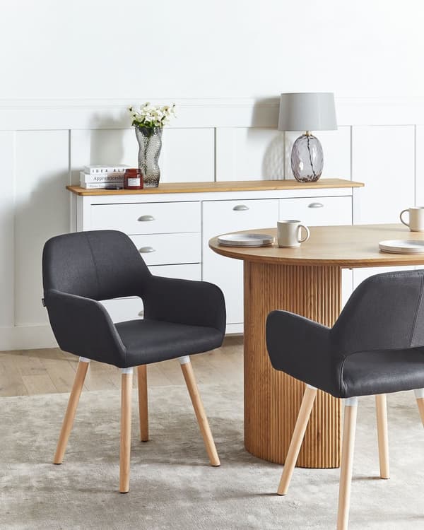 Spisebordsstole Sort Polstret med Lyst Træben 2 stk 81 x 56 x 44 cm Firkantet Spisestole med Armlæn til Køkken Design med Hul i Ryglæn Moderne