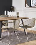 Miniatyrbillede 2 af 9: Et sæt af 2 Brede Gyldne Metalstole med Sædehynder Moderne Stil