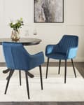 Miniatyrbillede 2 af 9: Sæt med 2 navy blå velourstole med sorte metalben i retro glamour stil spisestuestole til stuen