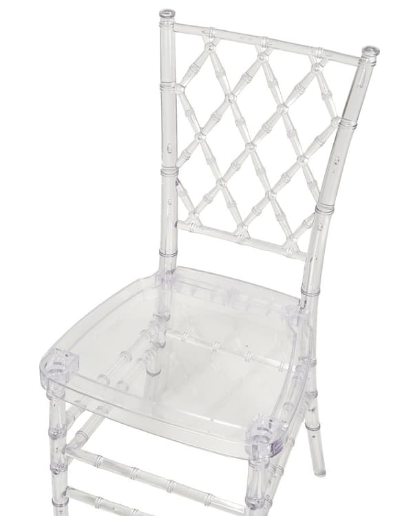 Et sæt med 2 Gennemsigtige Plastikstole til Køkken Spisestue Vintage Glamourøs Stil