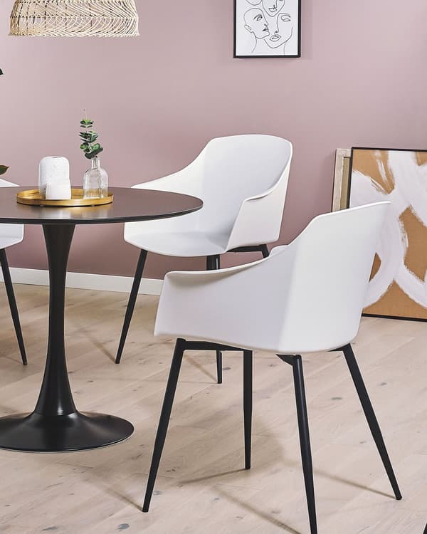 Tuoli valkoinen musta 57 x 83 x 51 cm muovi metalli 2 kpl käsinojilla minimalistinen skandinaavinen