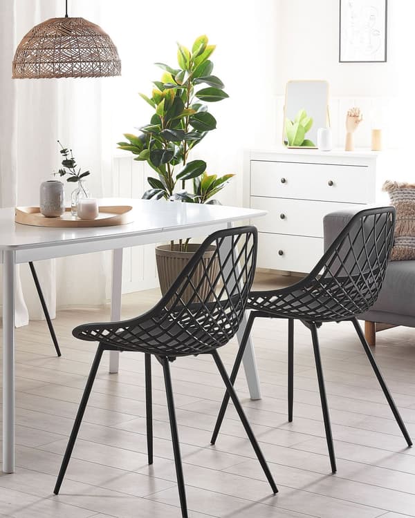 Set med 2 Matstolar Svart Syntetisk Sits Svarta Metallben Nätdesignat Ryggstöd Modern Skandinavisk