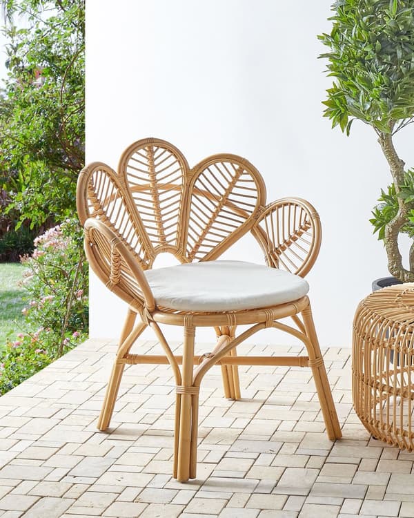 Beige påfuglelænestol rattan havesædehynde i bomuld boho