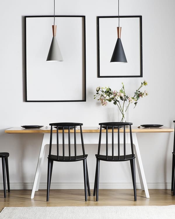 Sett med 2 Spisestoler Svart Syntetisk Materiale Lamellrygg Armløs Tradisjonell Design