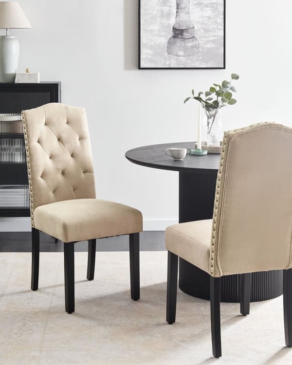 Sett med 2 Spisestoler Beige Fløyelstoff Moderne Retro Design Svarte Treben