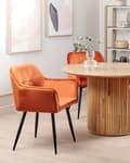 Miniatyrbillede 2 af 9: Sæt med 2 Spisebordsstole Orange Beige Velour Polstret Sæde med Armlæn Sorte Metalben