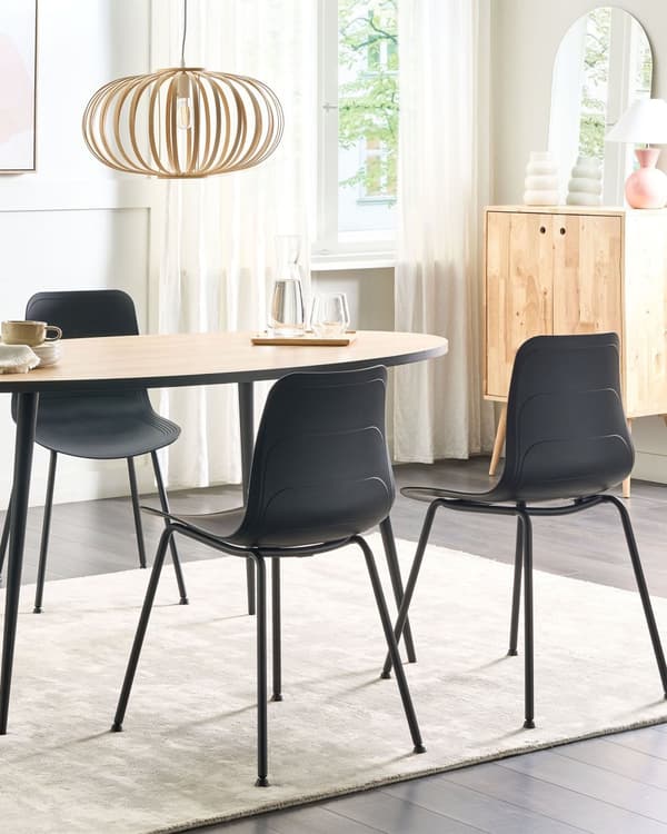Uppsättning med 2 matstolar Svart syntetisk sits Metallben Minimalistisk design Ryggstöd Modern Skandinavisk