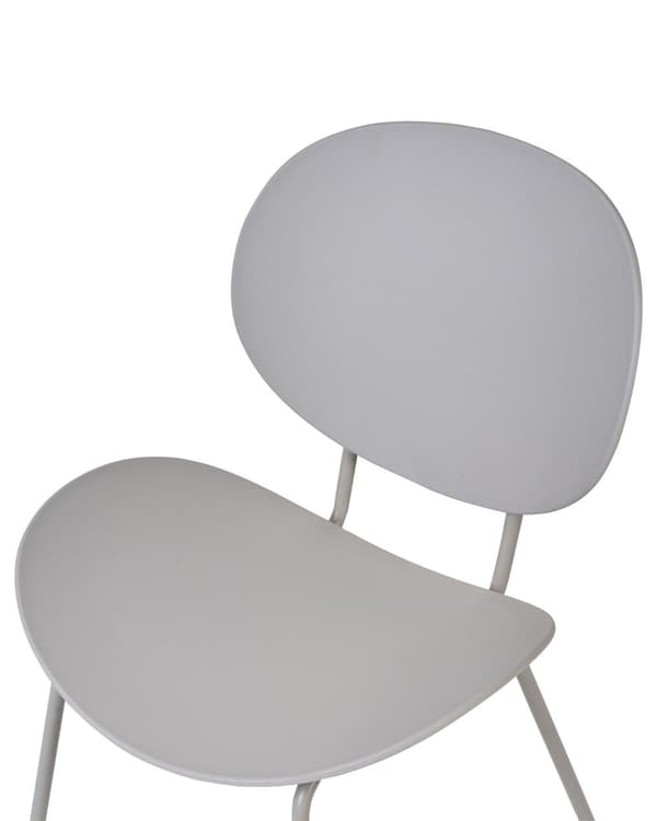 Uppsättning med 2 matstolar Ljusgrå syntetisk sits Metallben Minimalistisk design Ryggstöd Modern Skandinavisk