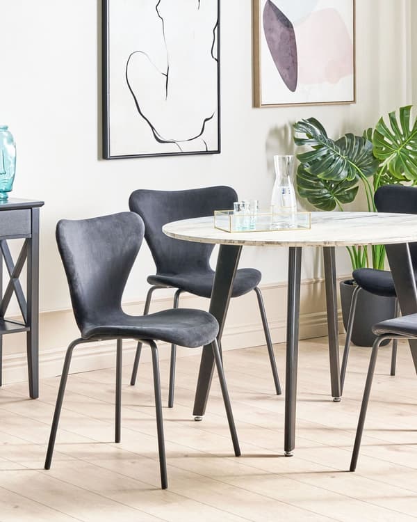 Set med 2 Matstolar Svart Syntetiskt Material Svart Metallben Armstödslös Modern Design
