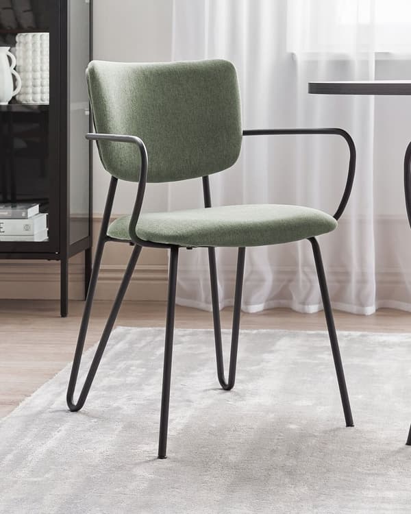 Uppsättning med 2 matstolar Mörkgrön polyester med strukturell tygklädsel Svarta metallben Armlöst böjt ryggstöd Modern modern design