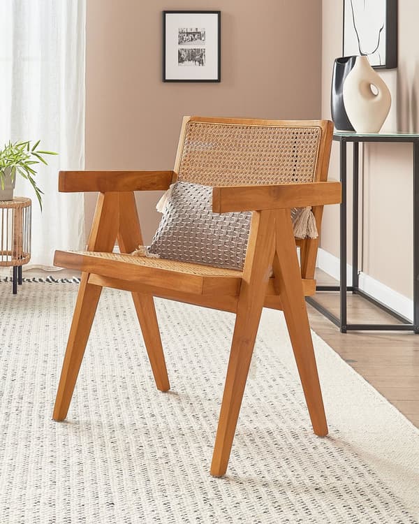 Accentstol lyst træ mahogni rattan lyst træ natur flet ryg minimalistisk stue spisestue