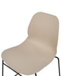 Miniatyrbild 8 av 11: Set med 4 matstolar Beige Stapelbara Armlösa Benkåpor Plast Svarta Stålben Konferensstol Samtida Modern Skandinavisk Design Matsal