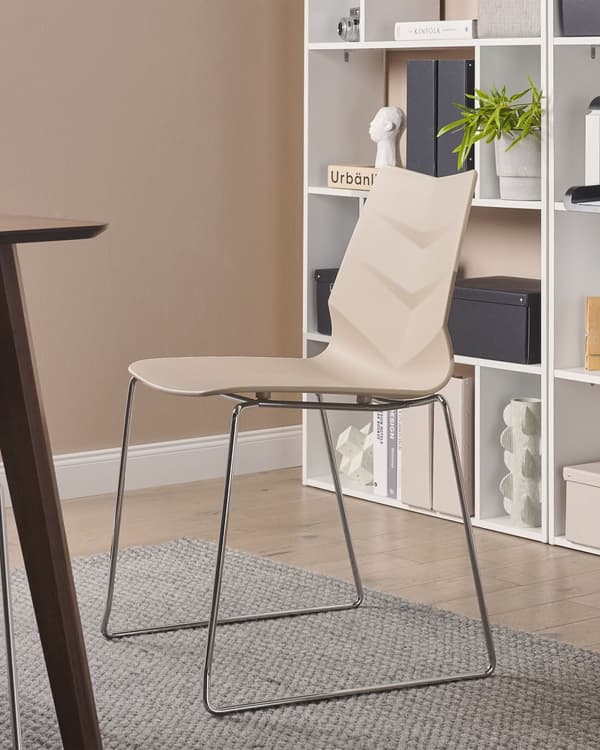 Stol beige 4 stk. stabelbare ingen armlæn plastik fodstøtter metalben moderne moderne skandinavisk stil