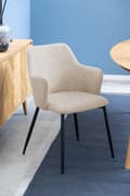 Miniatyrbilde 7 av 10: 2 x Ilsa spisestuestoler med armlener beige.