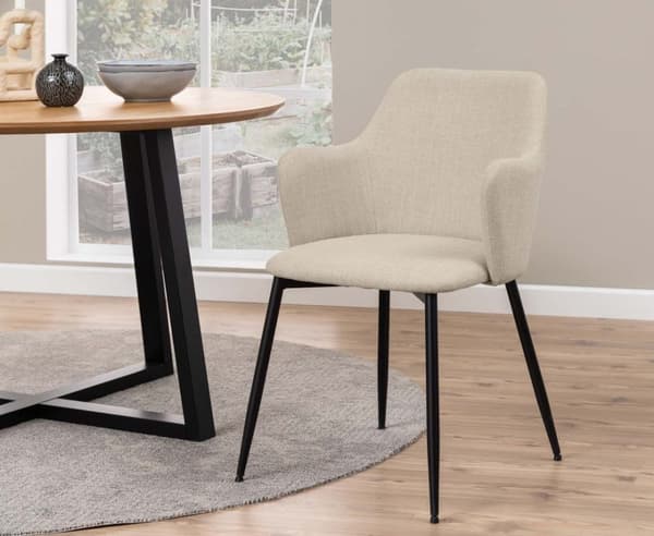 2 x Ilsa spisestuestoler med armlener beige.