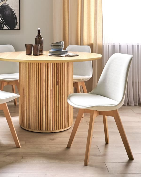 Sett med 2 Spisebordsstoler offwhite stoff med polstret sete Slanke treben