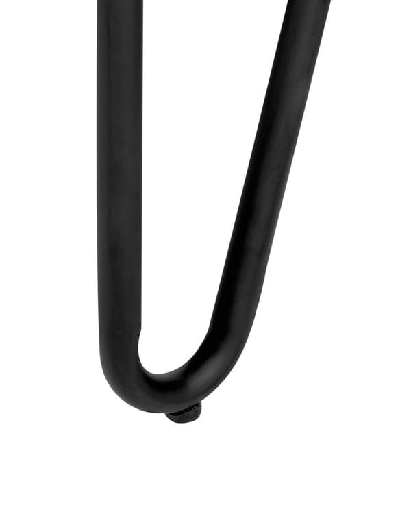 Sett med 2 spisestuestoler Off-White Boucle-kledning Svarte metallben Armless Curved Backrest Moderne moderne design