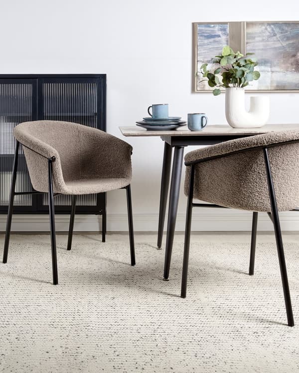 Sett med 2 Spisestoler Taupe Beige Boucle stoffkledning Moderne moderne design spisestue sitteplasser