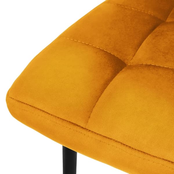Ruokailutuolin 4 kpl sinapinkeltainen samettipäällysteinen setti metallijaloilla sis. kokoonpanomateriaalin ML-Design
