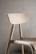 Miniatyrbild 4 av 4: 2 x Ursholmen matstol plast beige.
