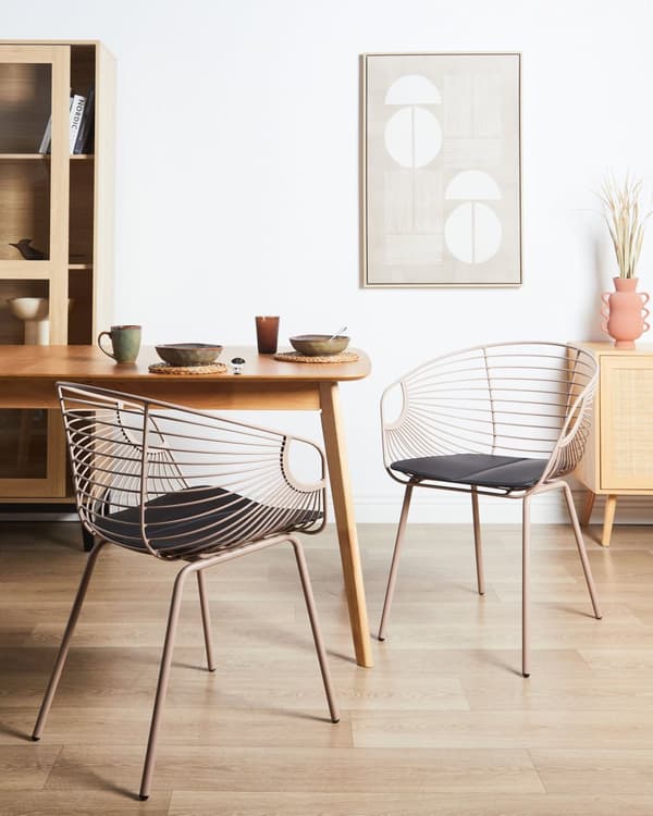 Spisebordsstol med Armlæn Beige Metal Sæt af 2 Spisestuestole til Spisestue Køkken Metalstole Indretning Skandinavisk Spisestole Wire Design