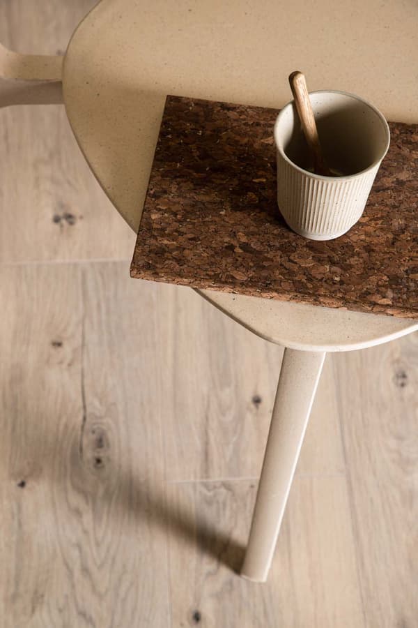 4 x  Åstol spisestuestol plast beige.