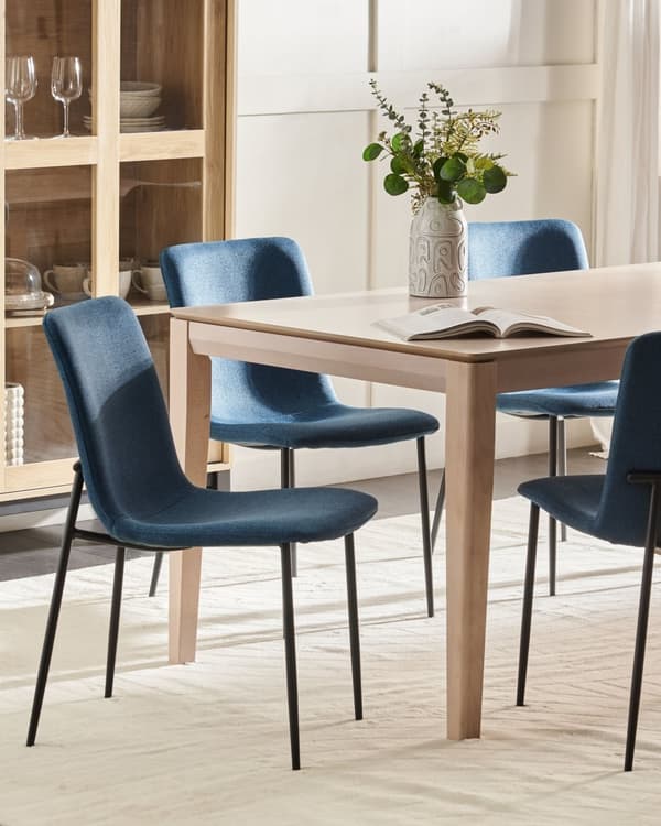 Sæt med 4 spisestuestole mørkeblå polyester spisestue jernben elegant stue køkken