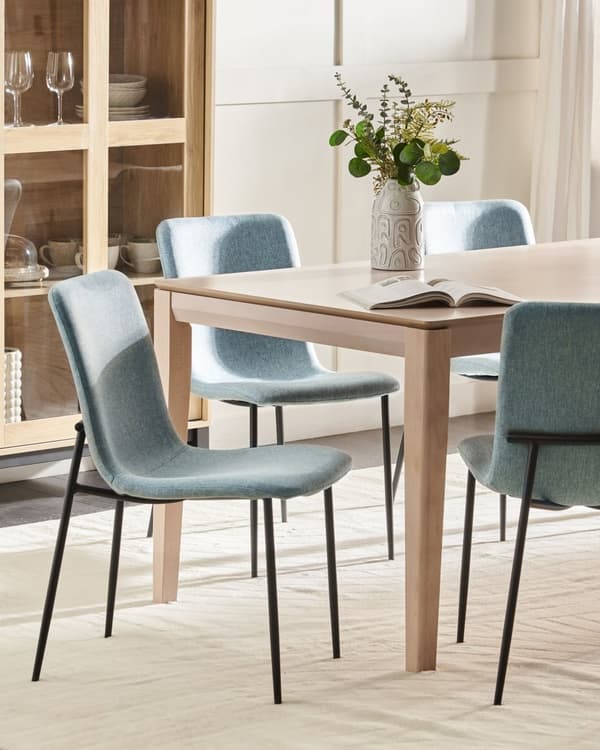 Sæt med 4 spisestuestole lyseblå polyester spisestue jernben elegant stue køkken