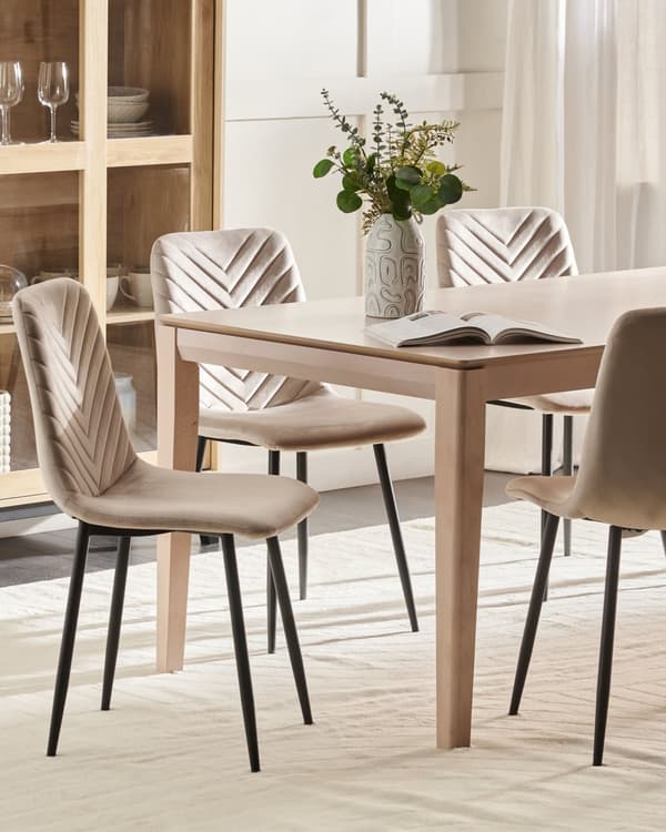 Set med 4 Matstolar Taupe Sammet Matsal Kök Järnben Modern Stil
