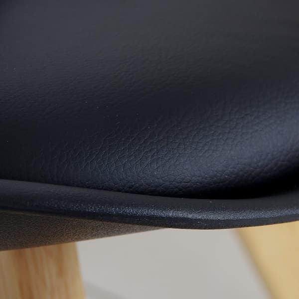 Rootz spisestuestol - Ergonomisk siddeplads - Polstret ryglæn - Stabile ben - Flere farver - Nem montering - Gulvvenlige måtter - 82 cm x 46 cm x 40,5