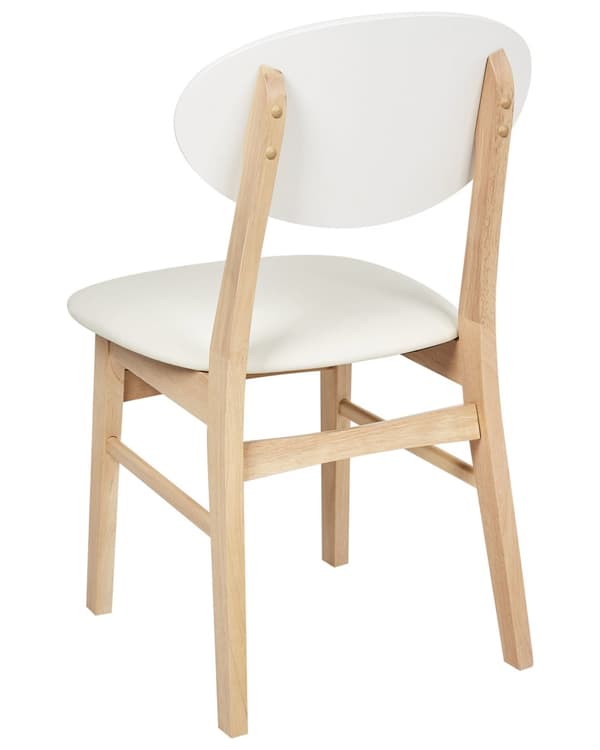 Sett med 2 spisestoler Lyst tre Kremhvit Ramme i gummitre Seter i imitert skinn Uten armlener Skandinavisk design Spisestue Kjøkken