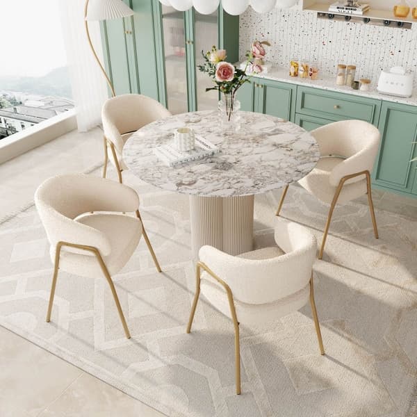 Rootz Modern spisestuestol - Fløjlssæde - Lammeskindslook - Enestående komfort - 49L x 48W x 78H cm - Forgyldte metalben