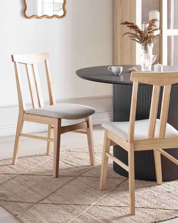Matstolar 2-pack Ljus Gummiträram Beige Tygsits Armlösa Retro Traditionell Design
