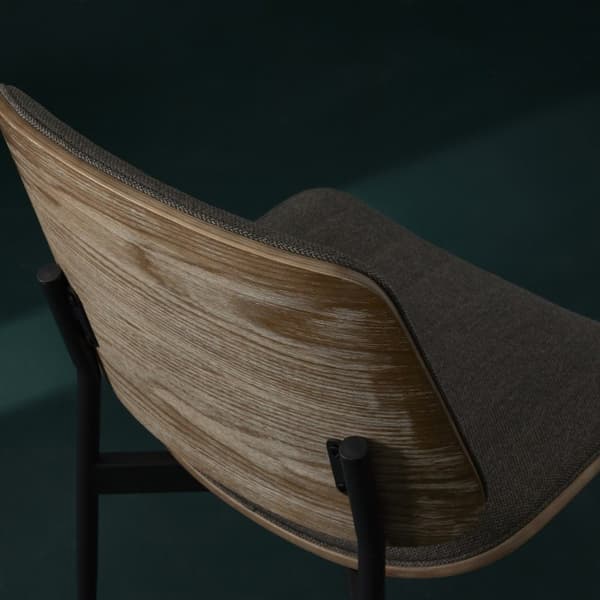 Lot de 2 chaises en tissu matelassé taupe H82,5 cm - GISELLE