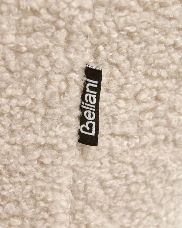Sett med 2 Spisestoler Lysebeige Boucle med armlener Svarte metallben Moderne design