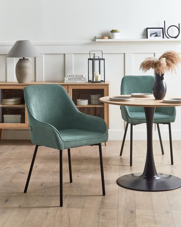 Sett med 2 Spisestoler Grønn Kordfløyel Trekk Svarte Ben Moderne Design