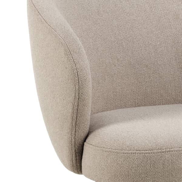 Darlene spisestuestoler med armlene stoff beige.