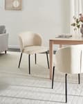 Miniatyrbilde 2 av 10: Sett med 2 Spisestoler Lysebeige Kunstskinn Polstret Sete Slanke Metallben