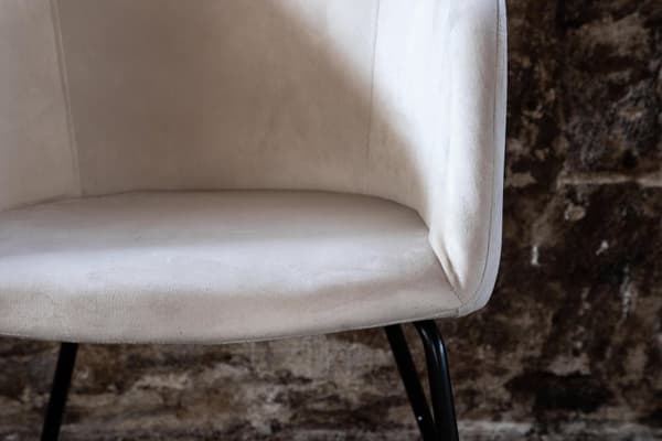 FURNLUX RUOKASALIN TUOLI BERIT CREME & BLACK 55CM