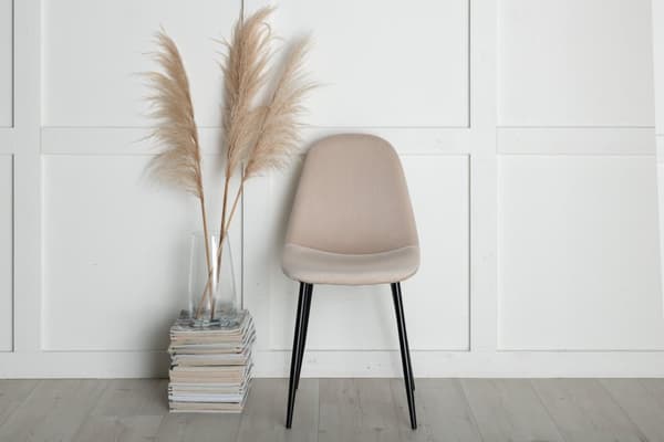 FURNLUX SPISESTUESTOL POLAR CREME & SORT 44CM